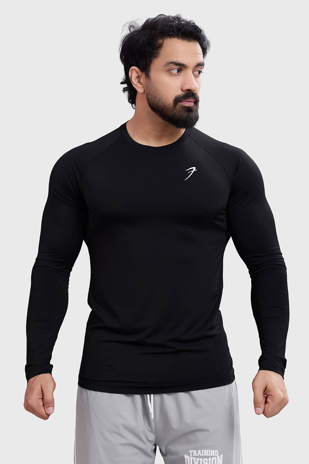 Fuaark Black Nylon Slim Fit Men's Sports T-Shirt ( Pack of 1 ) Fuaark Black Nylon Slim Fit Men's Sports T-Shirt ( Pack of 1 )