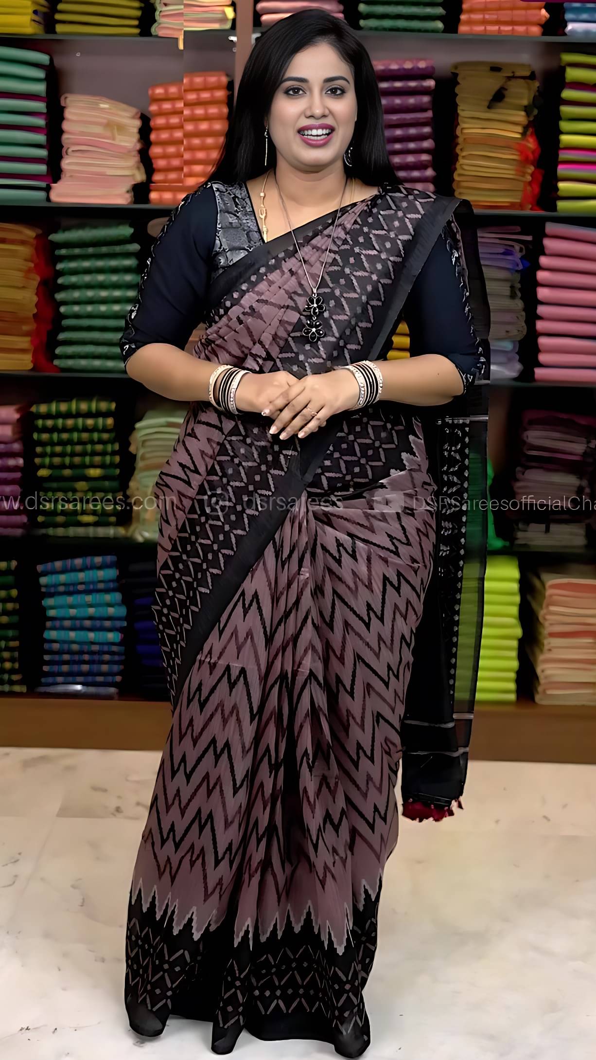     			JAY JAGANNATH FABEIC Linen Printed Regular Saree With Unstitched Blouse Piece ( Multicolor )
