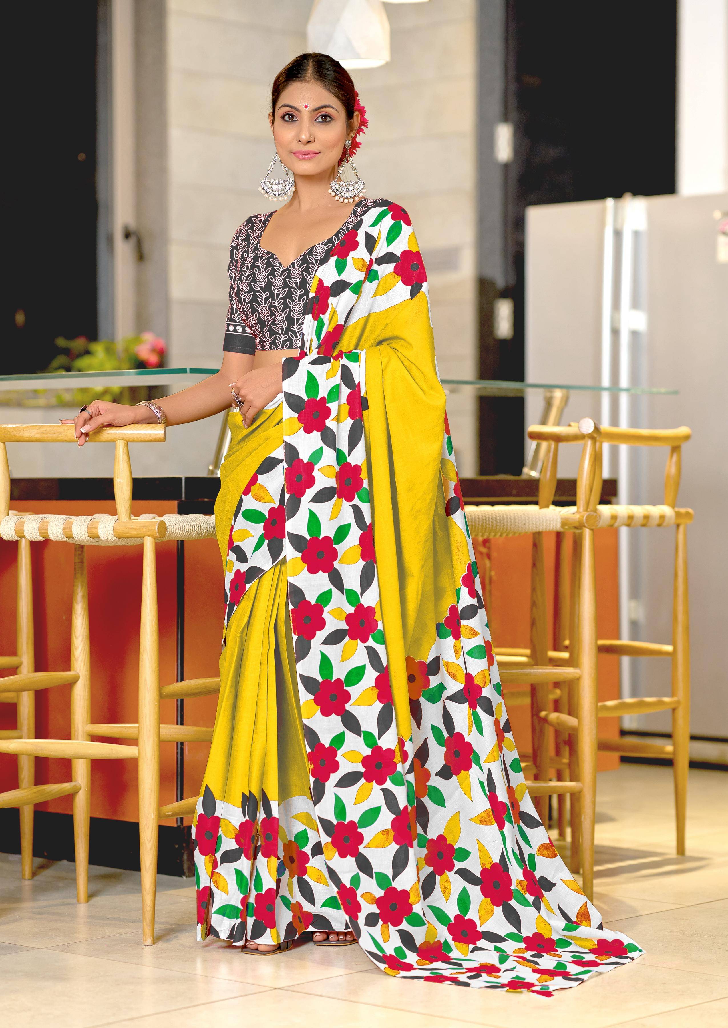     			PANZORA Cotton Solid Regular Saree Without Blouse Piece ( Yellow )