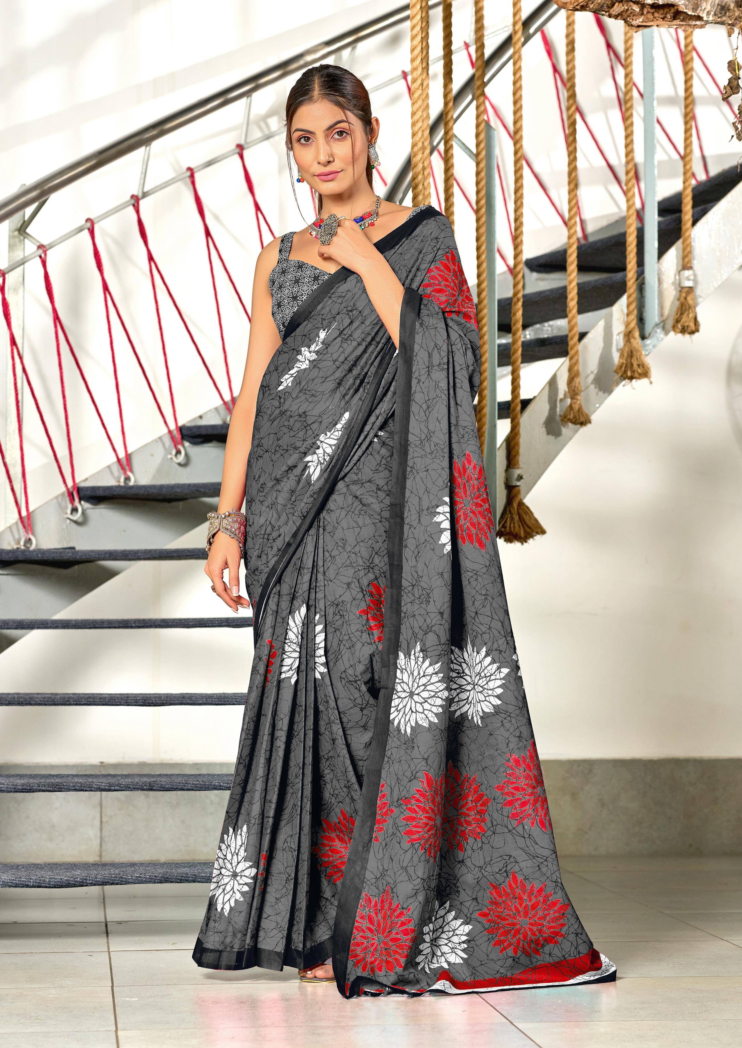 PANZORA Cotton Solid Regular Saree Without Blouse Piece ( Grey ) PANZORA Cotton Solid Regular Saree Without Blouse Piece ( Grey )