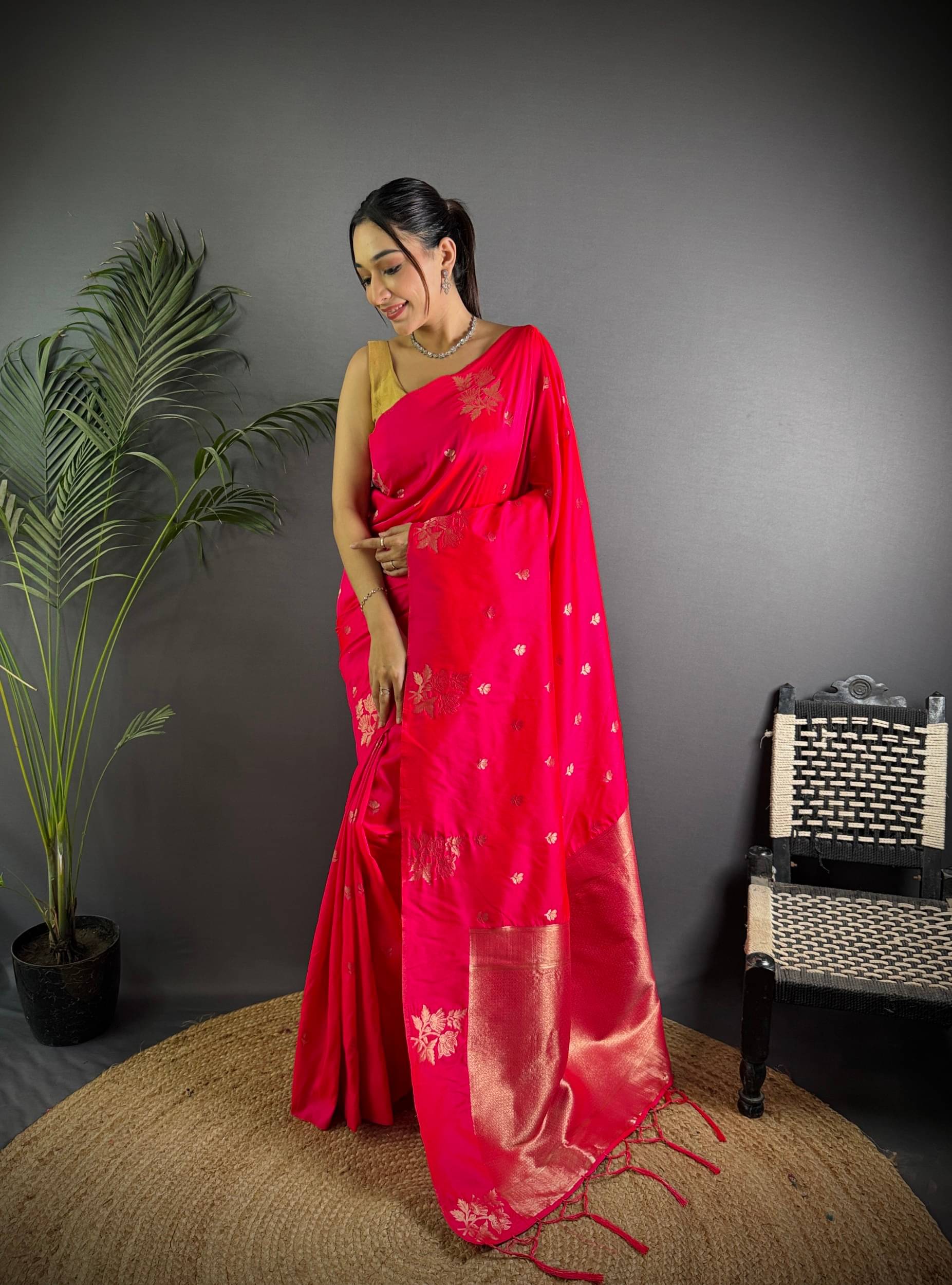     			PANZORA Silk Solid Regular Saree Without Blouse Piece ( Magenta )