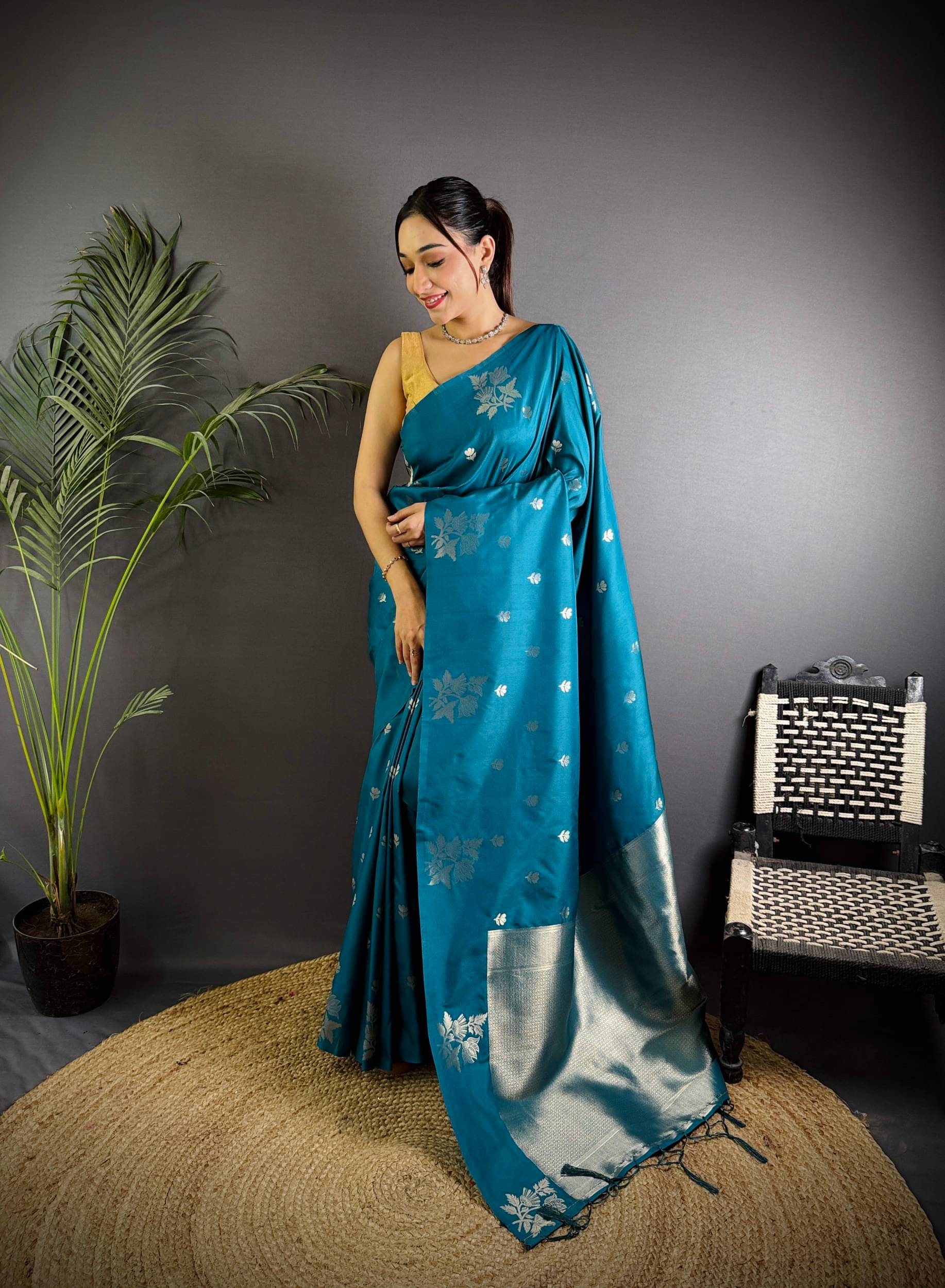     			PANZORA Silk Solid Regular Saree Without Blouse Piece ( Blue )