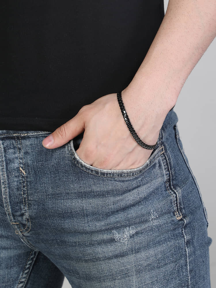 Thrillz Black Bracelet ( Pack of 1 ) - Bangles & Bracelets | Buy online on ZillyBuy