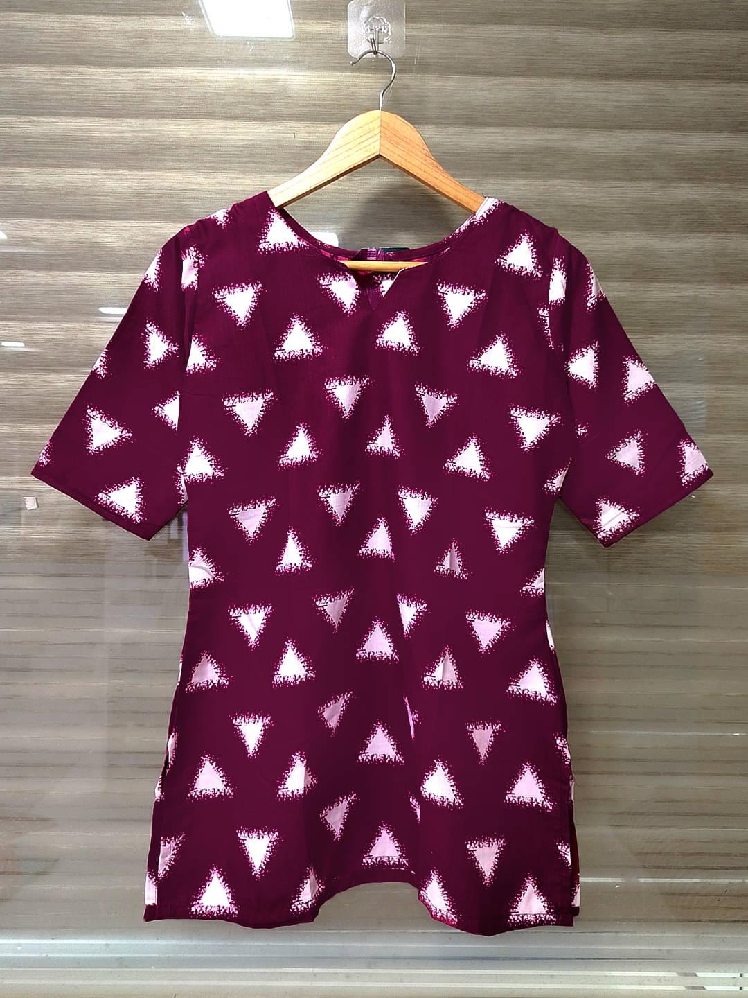     			1 Stop Fashion Women's Cotton Blend Tunic ( Wine )