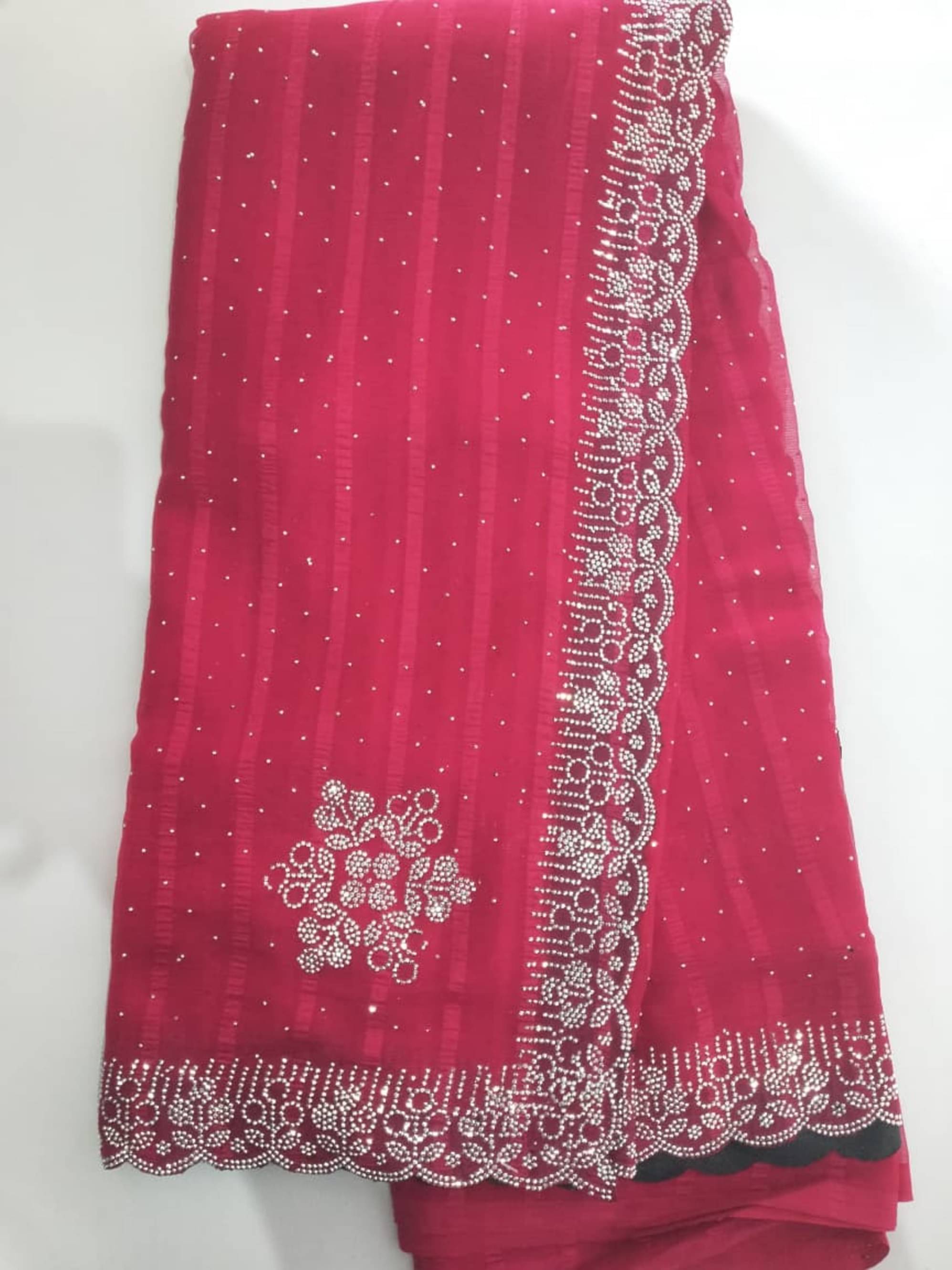     			AB Silk Georgette Embellished Regular Saree With Unstitched Blouse Piece ( Rani )