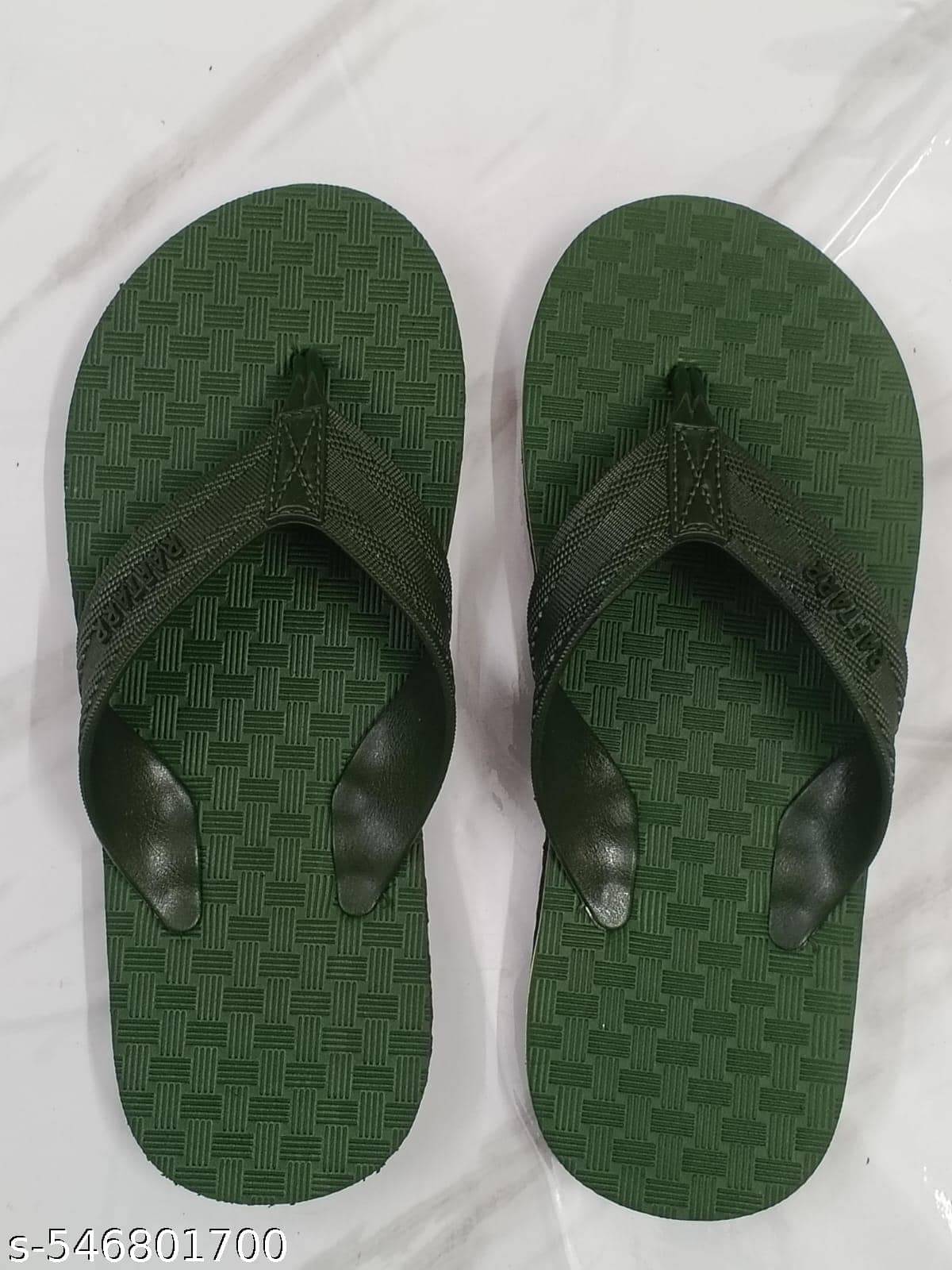     			CHINMOY Green Men's Daily Slipper