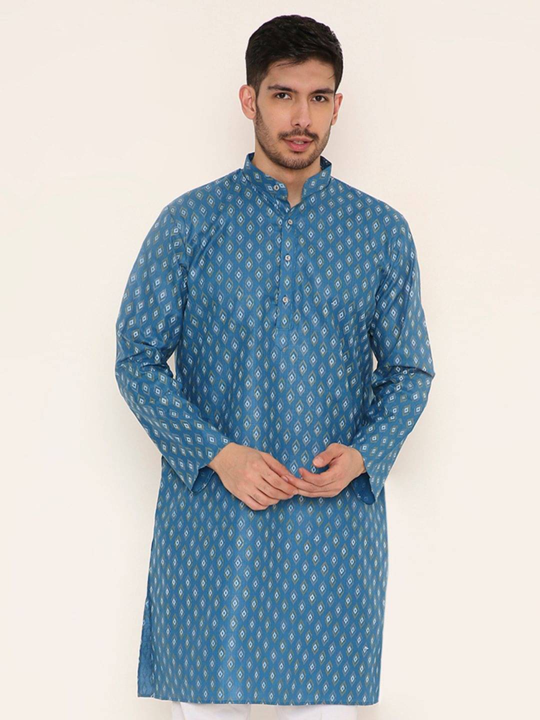     			Maharaja Blue Blended Men's Regular Kurta ( Pack of 1 )