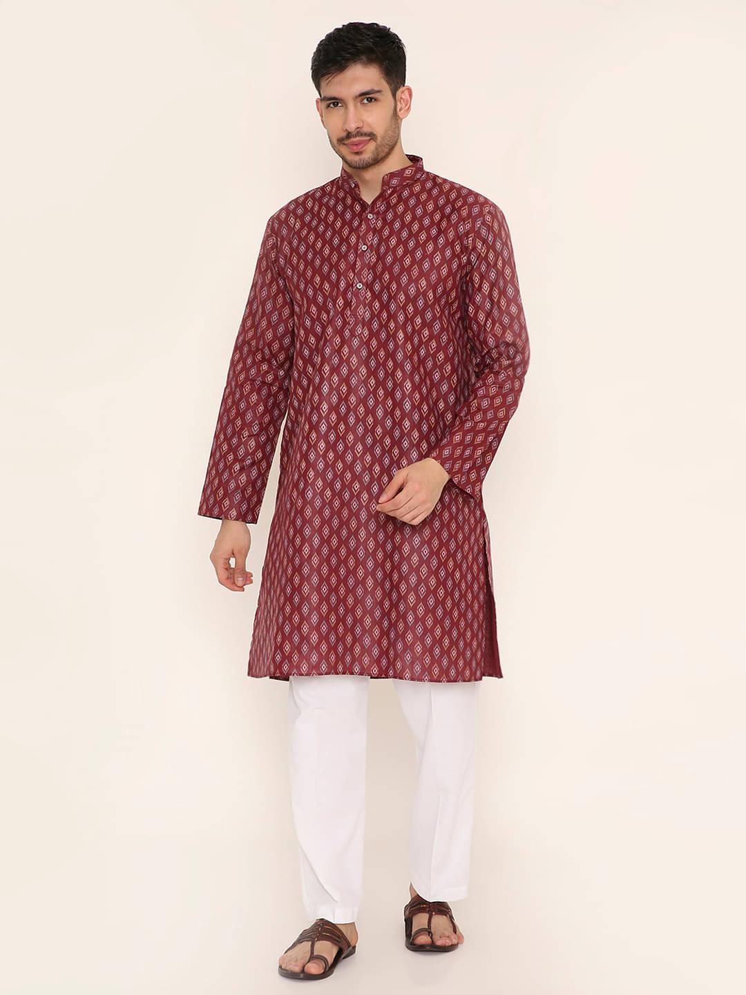 Maharaja Maroon Blended Fabric Regular Fit Men's Kurta Pyjama Set ( Pack of 1 ) Maharaja Maroon Blended Fabric Regular Fit Men's Kurta Pyjama Set ( Pack of 1 )