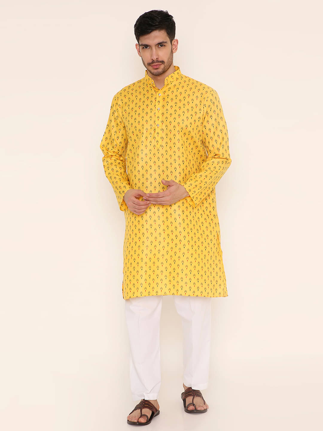 Maharaja Yellow Blended Fabric Regular Fit Men's Kurta Pyjama Set ( Pack of 1 ) Maharaja Yellow Blended Fabric Regular Fit Men's Kurta Pyjama Set ( Pack of 1 )