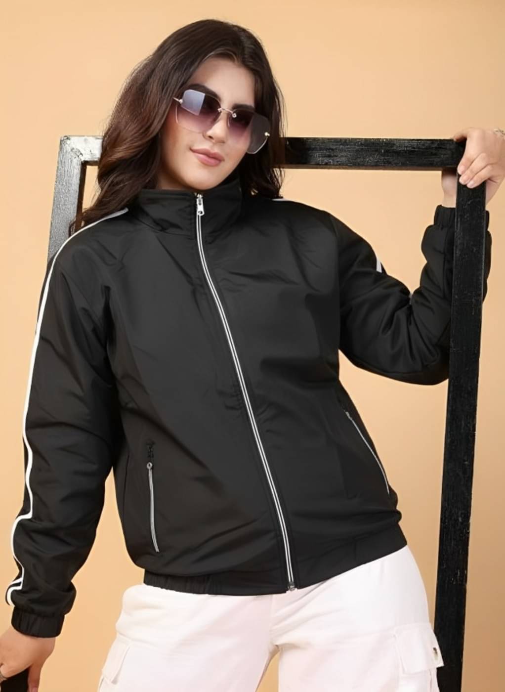    			PLUS PARADISE - Polyester Blend Black Bomber Jackets Pack of 1