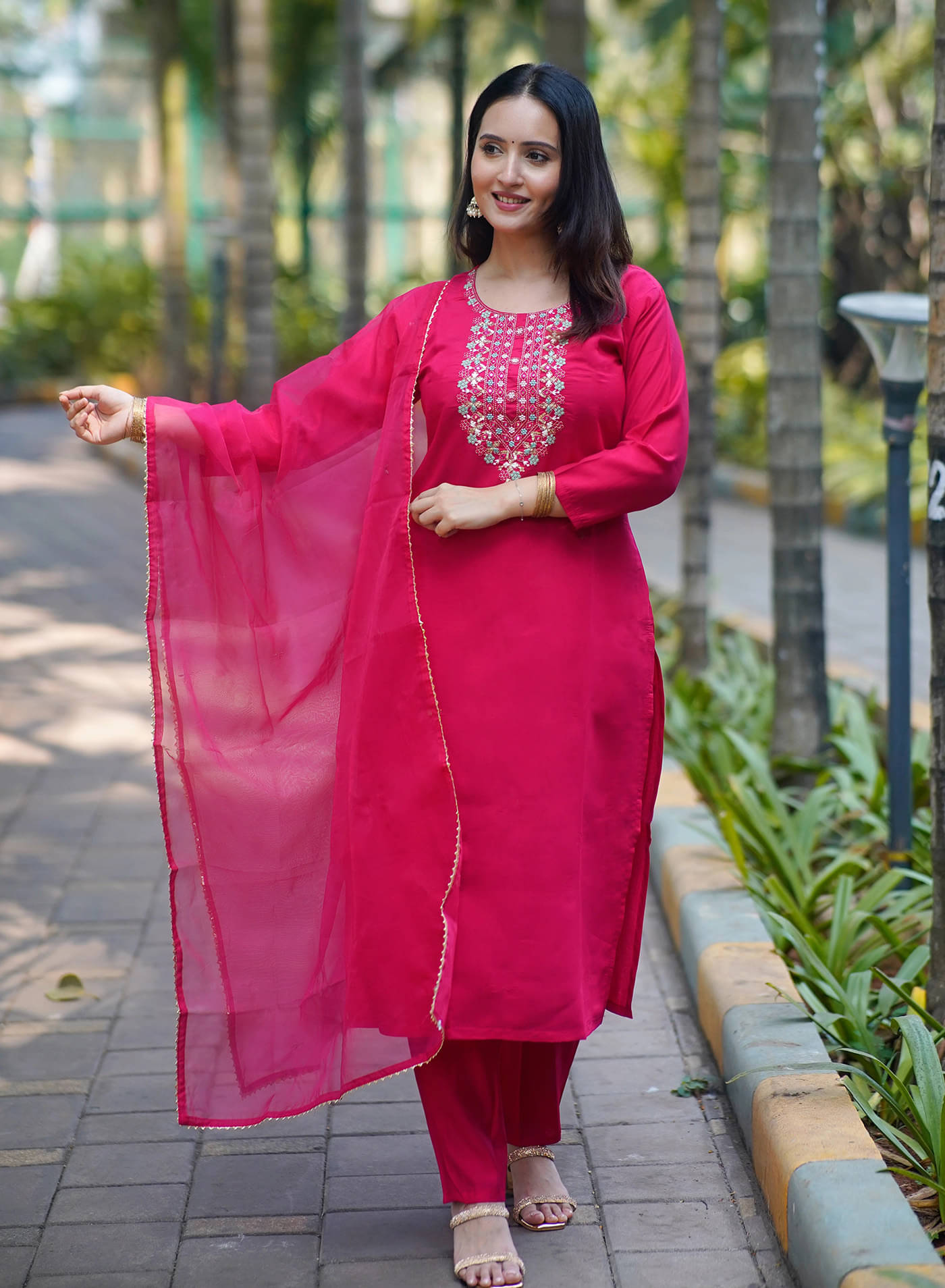     			kedar fab Women Cotton Blend Embroidered Straight Kurti With Pants ( Pink )