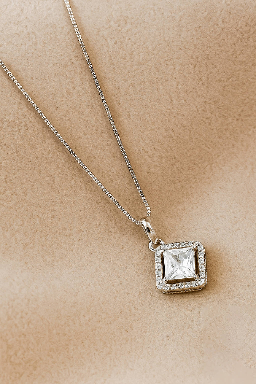    			DIVINOOR Silver Pendant ( Pack of 1 )