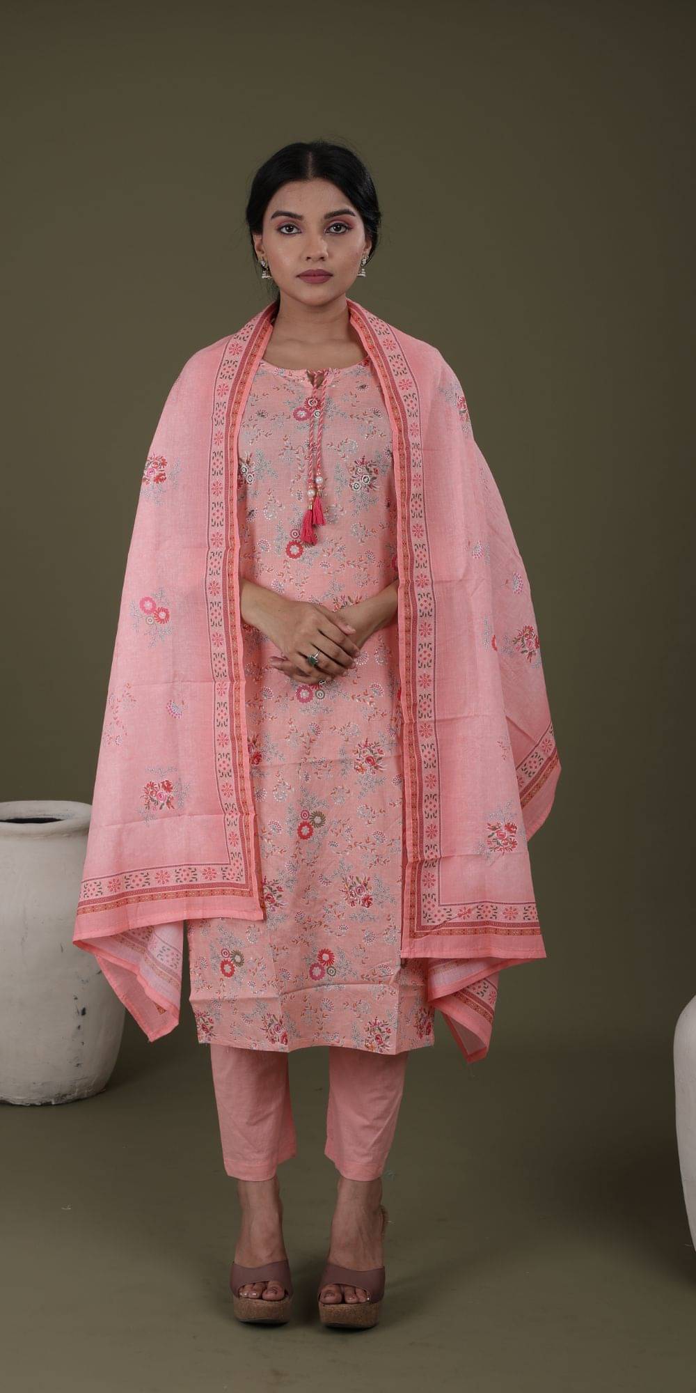     			HOUSE OF REVATI Women Cotton Printed Straight Kurti With Pants ( Pink )