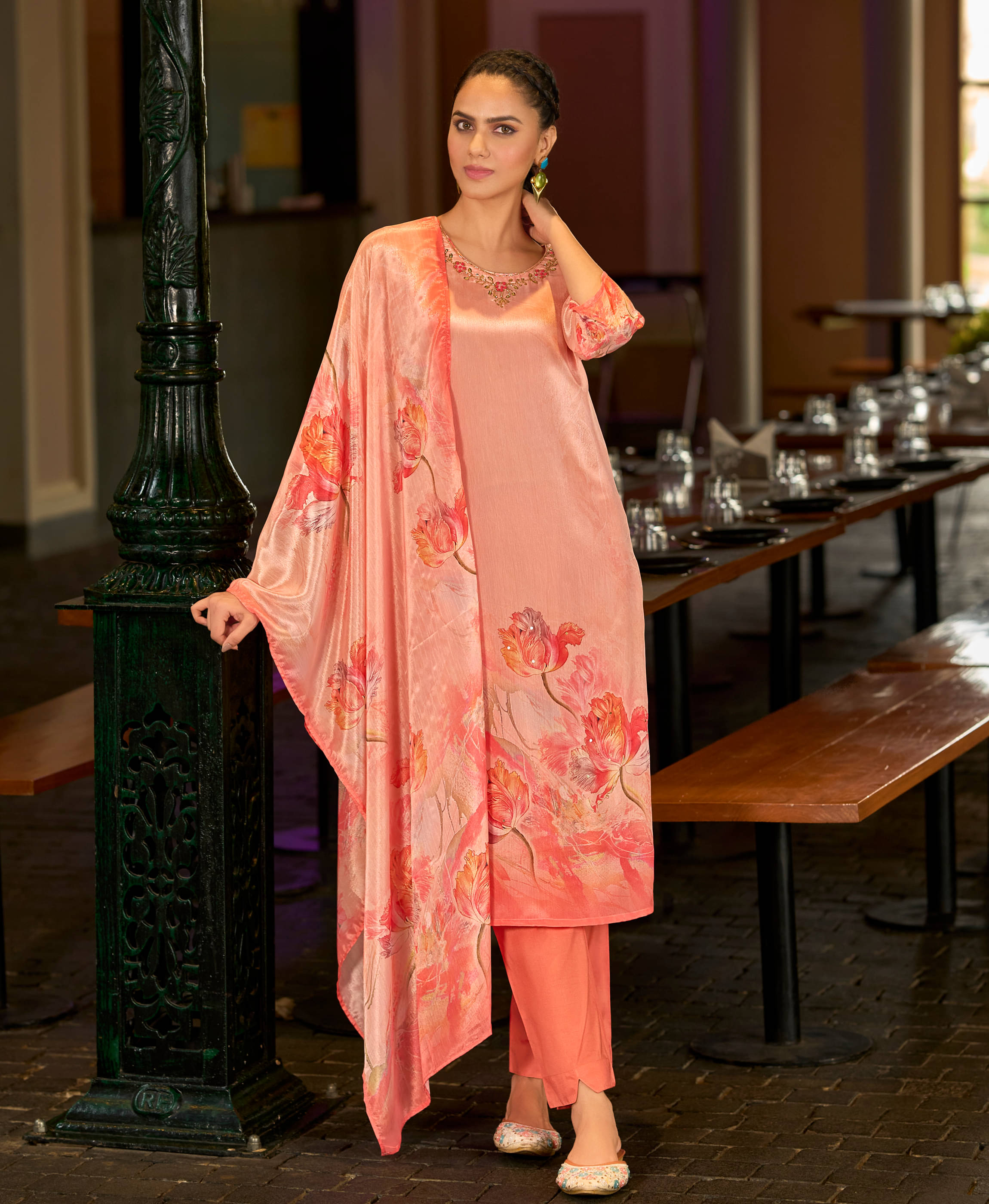     			MOJILAA Women Chiffon Printed Straight Kurti With Pants ( Peach )