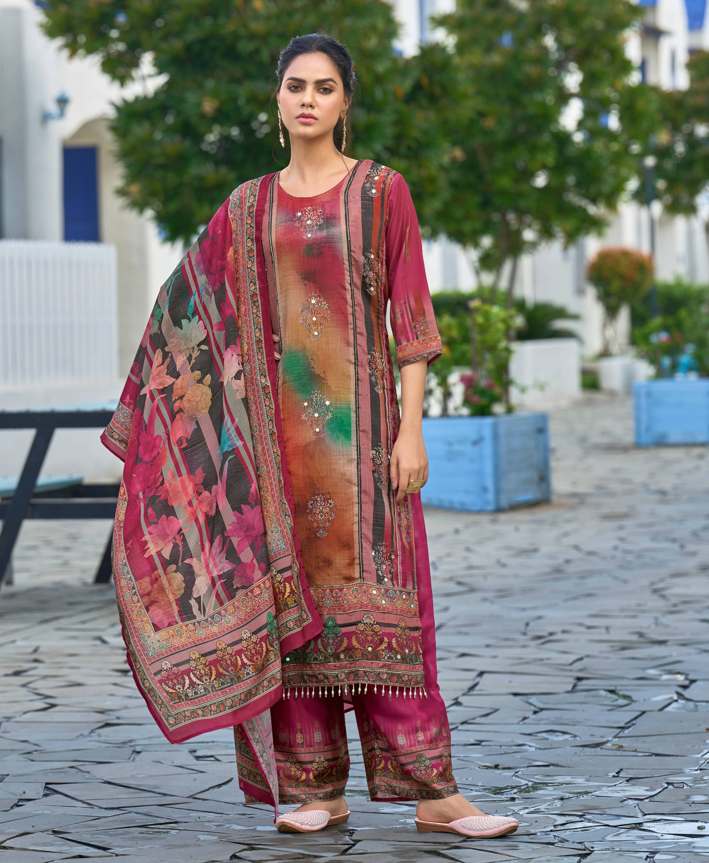 MOJILAA Women Chiffon Printed Straight Kurti With Palazzo ( Multicolor ) MOJILAA Women Chiffon Printed Straight Kurti With Palazzo ( Multicolor )