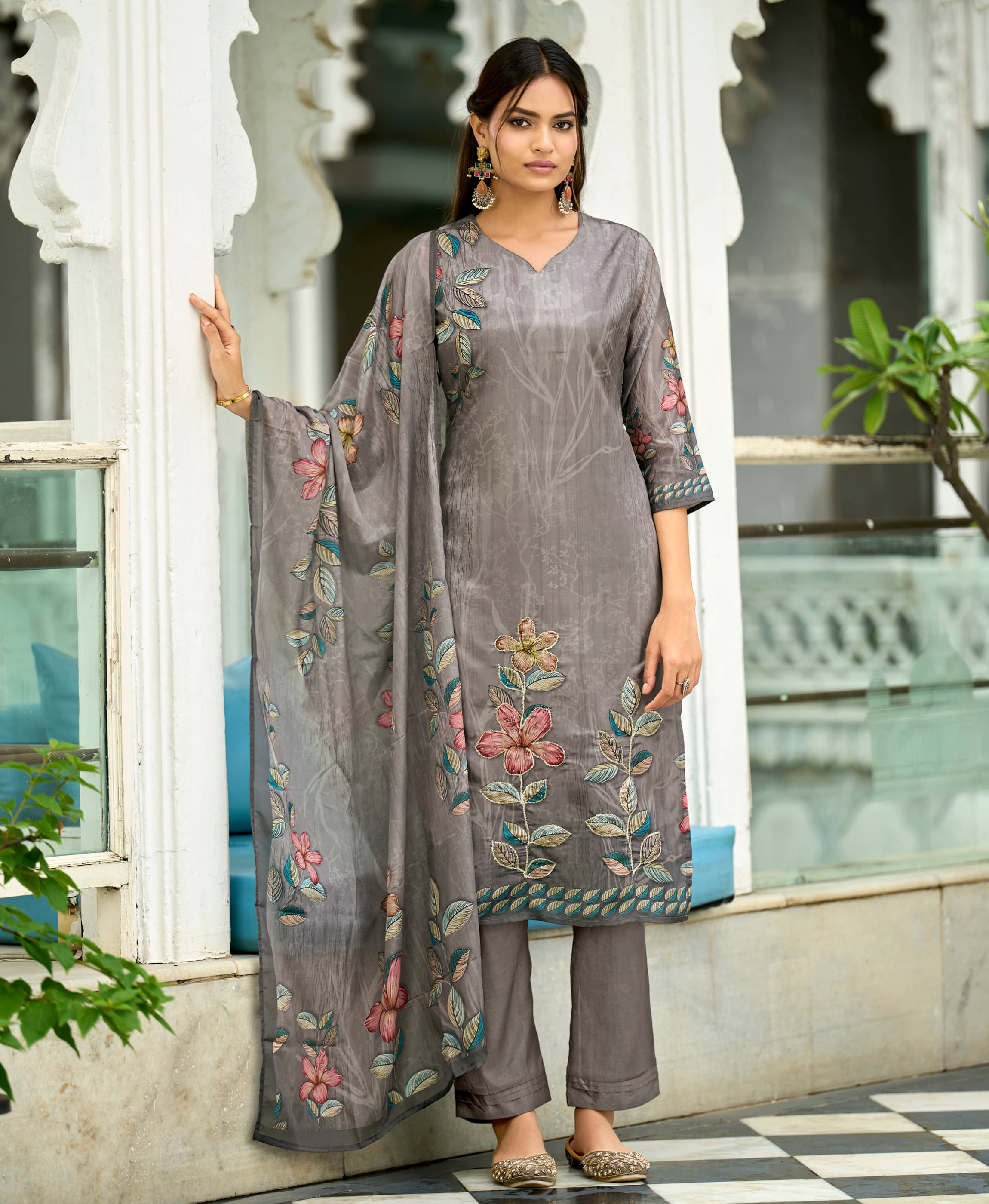    			MOJILAA Women Organza Printed Straight Kurti With Pants ( Grey )
