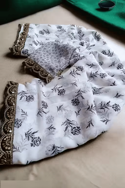     			PARVANYA FASHION HUB Georgette Printed Regular Saree With Unstitched Blouse Piece ( White )