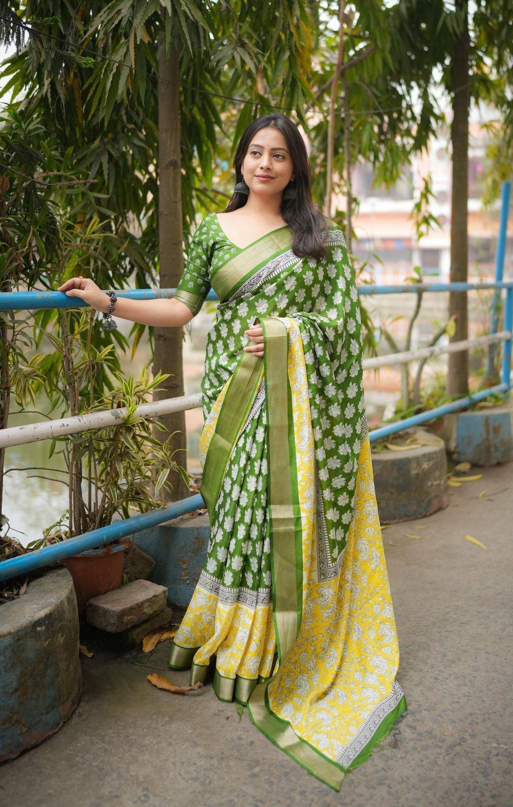 Panbai sarees Cotton Printed Regular Saree Without Blouse Piece ( Green ) Panbai sarees Cotton Printed Regular Saree Without Blouse Piece ( Green )