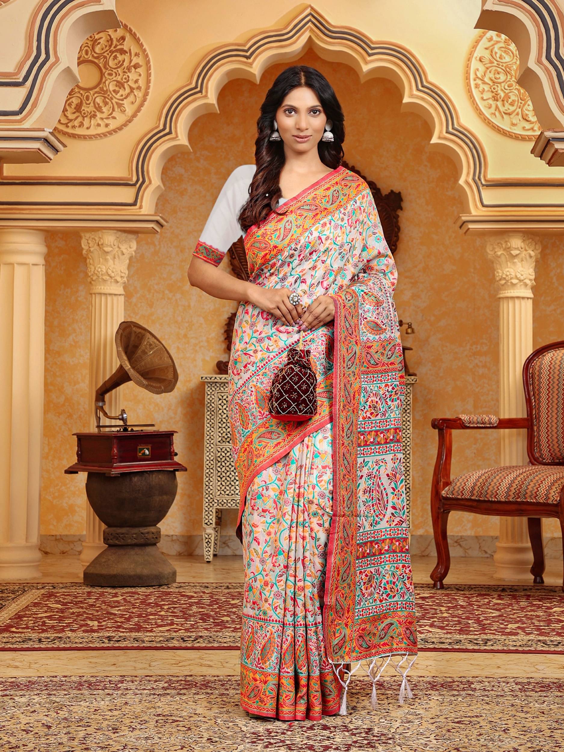     			Panbai sarees Cotton Solid Regular Saree Without Blouse Piece ( Multicolor )