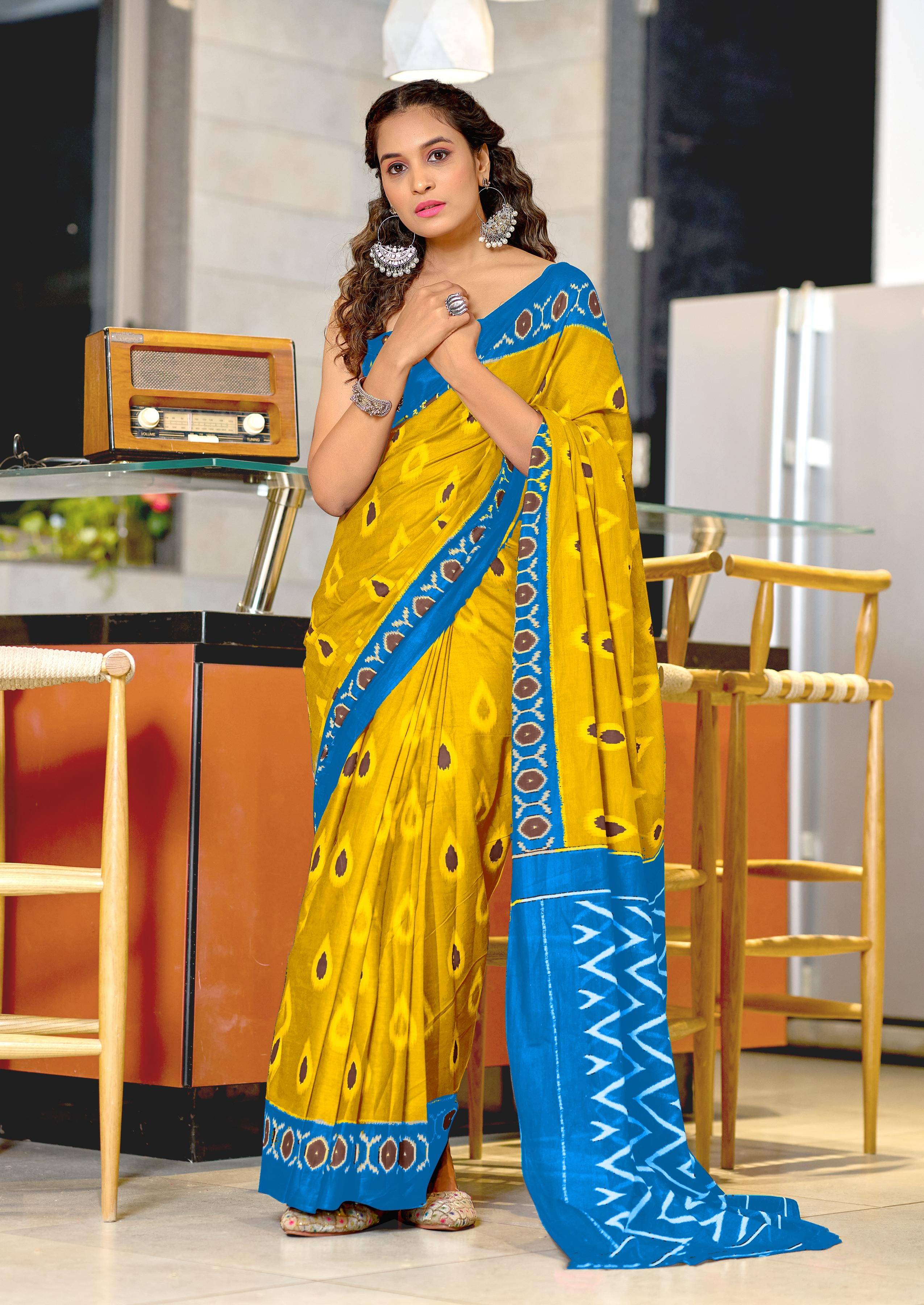     			Panbai sarees Cotton Solid Regular Saree Without Blouse Piece ( Yellow )