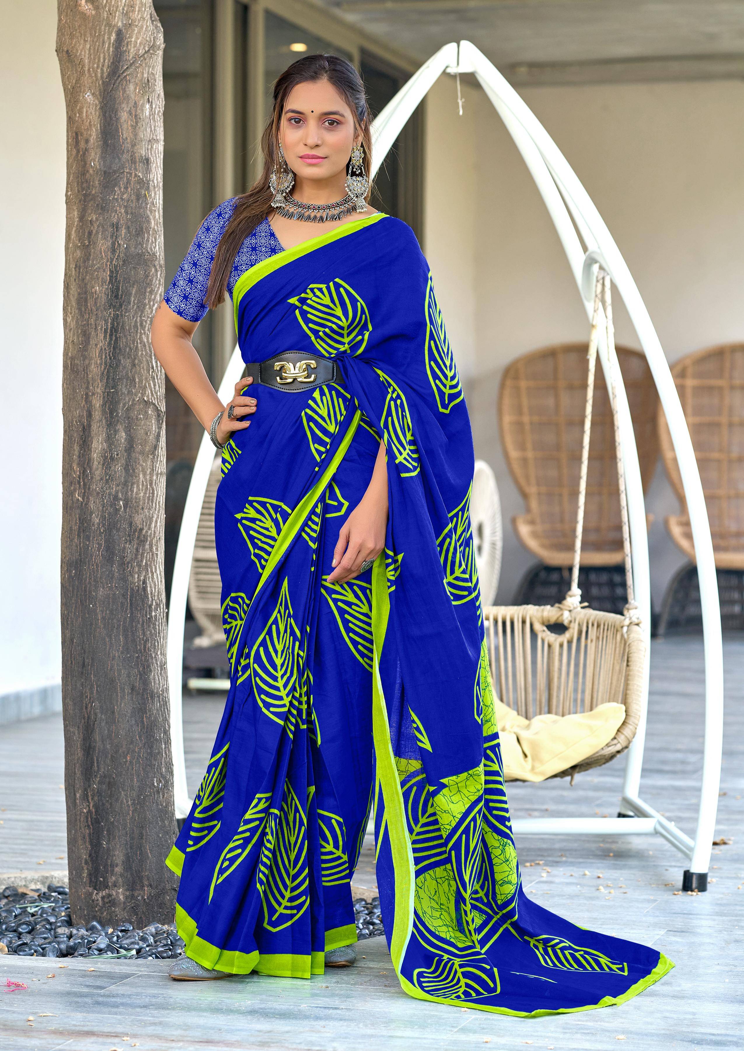     			Panbai sarees Cotton Solid Regular Saree Without Blouse Piece ( Blue )