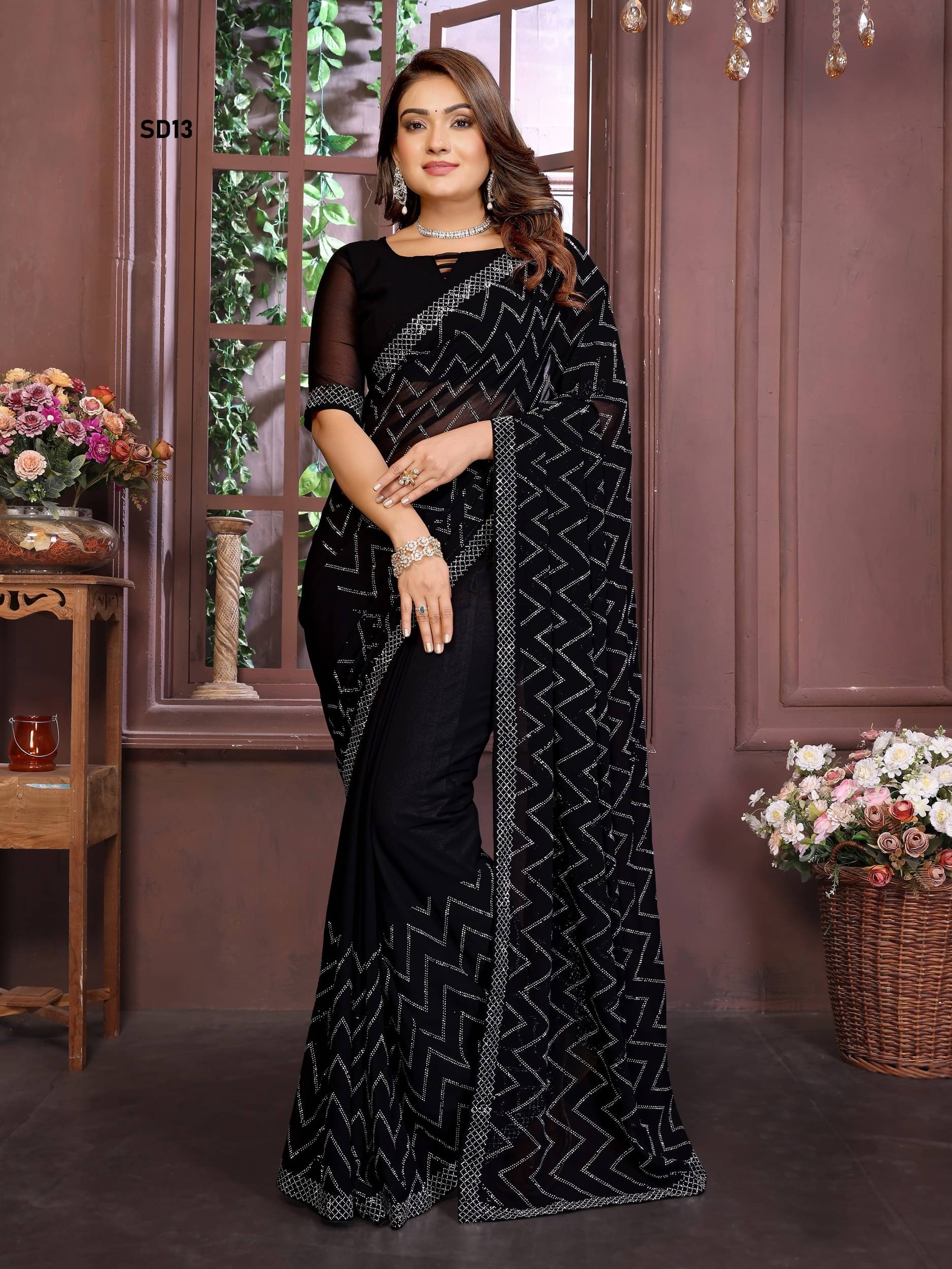     			Panbai sarees Georgette Solid Regular Saree Without Blouse Piece ( Black )