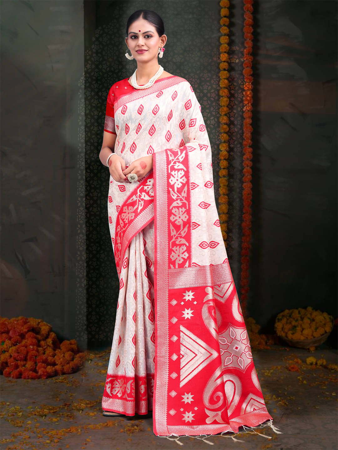     			Panbai sarees Linen Solid Regular Saree Without Blouse Piece ( Black )