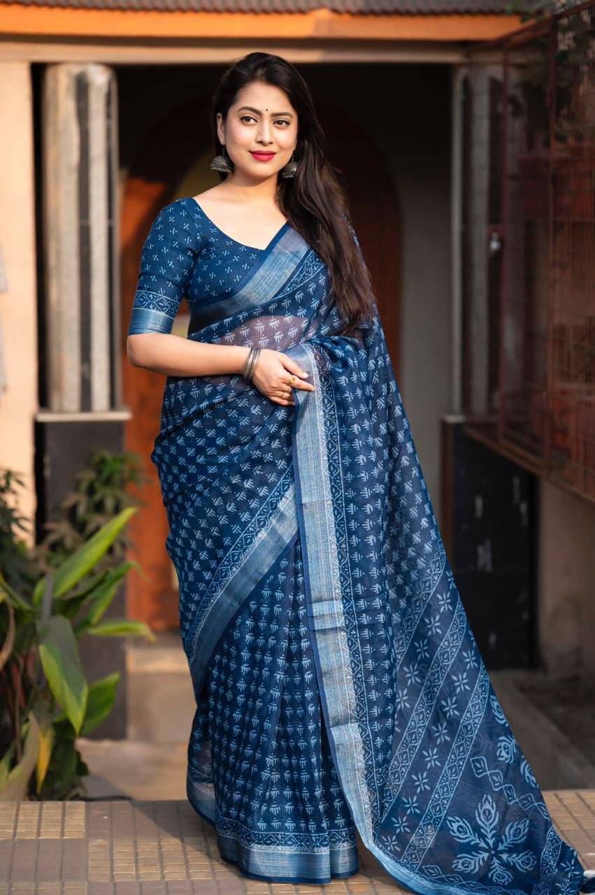 Panbai sarees Linen Solid Regular Saree Without Blouse Piece ( Blue )     			Panbai sarees Linen Solid Regular Saree Without Blouse Piece ( Blue )