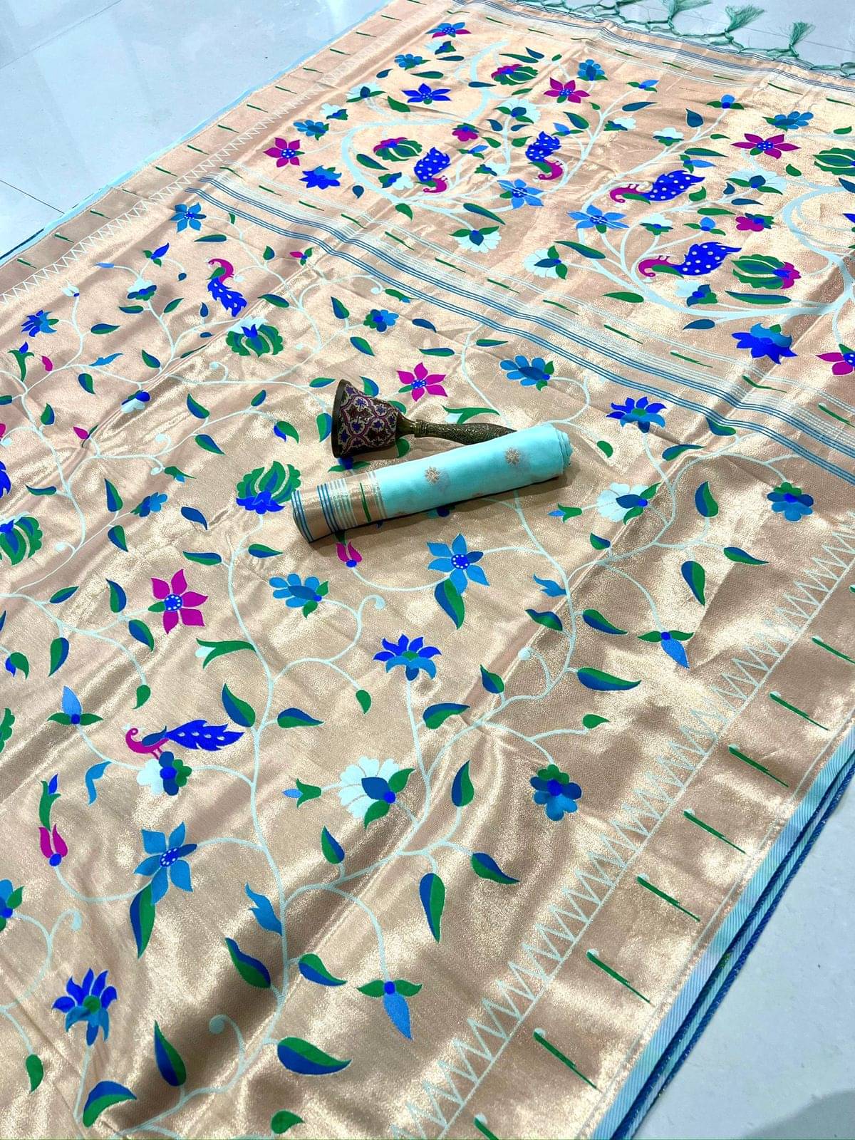     			Panbai sarees Silk Solid Regular Saree Without Blouse Piece ( Light Blue )