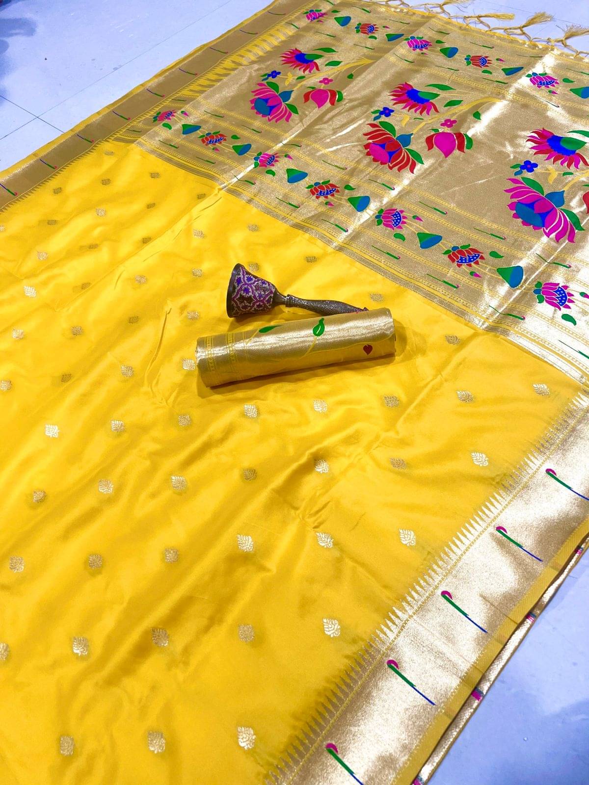     			Panbai sarees Silk Solid Regular Saree Without Blouse Piece ( Yellow )