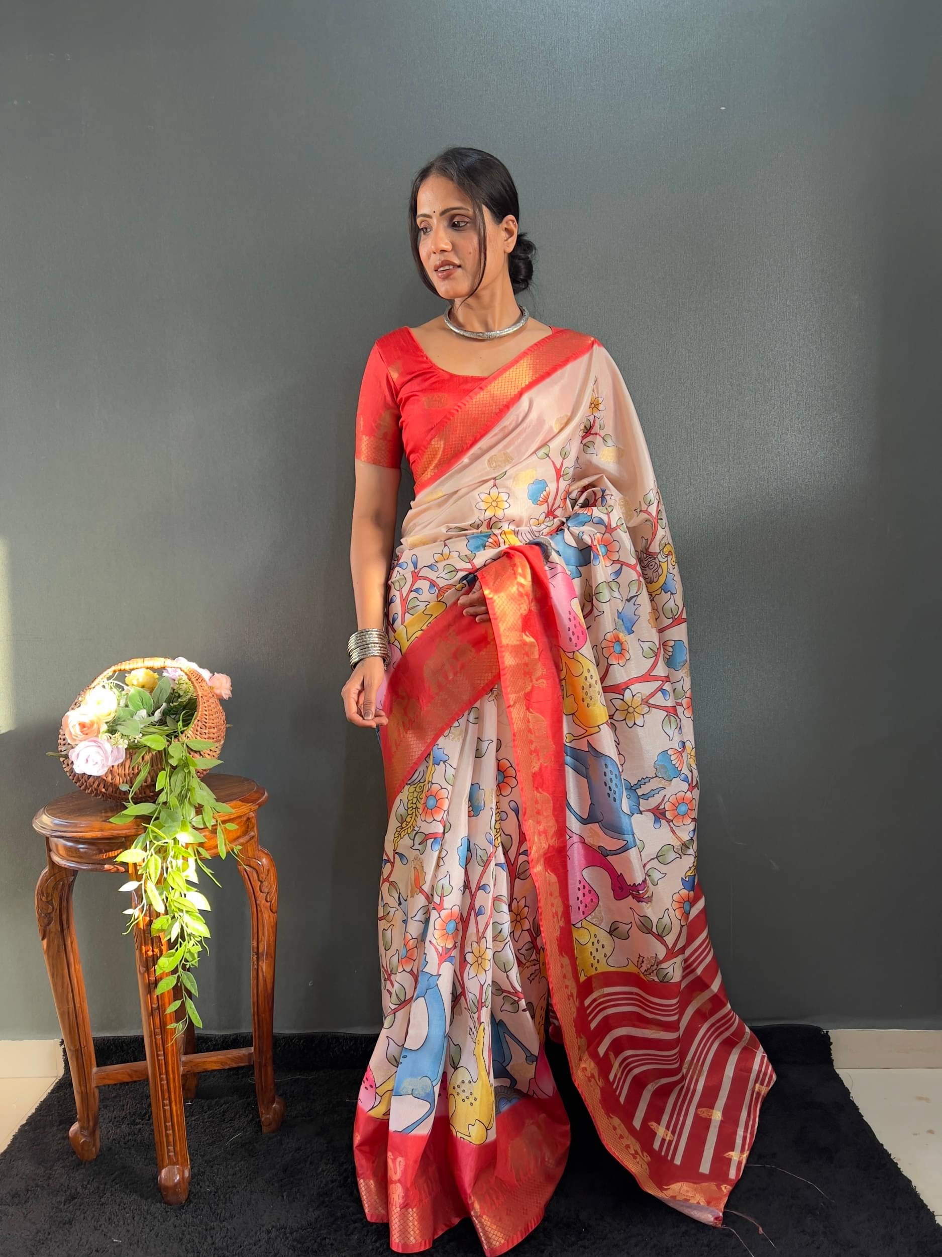     			Panbai sarees Silk Solid Regular Saree Without Blouse Piece ( White )