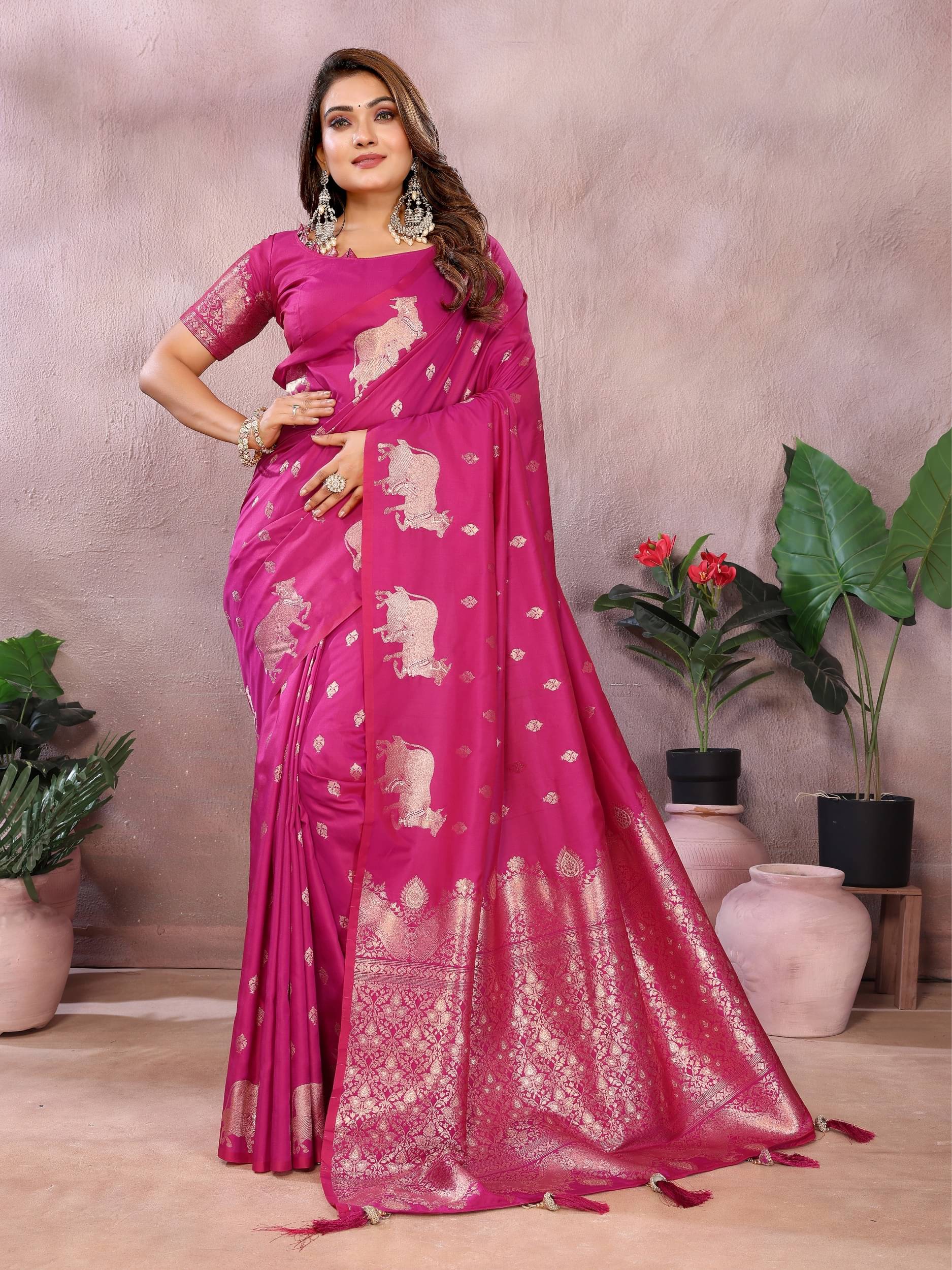     			Panbai sarees Silk Solid Regular Saree Without Blouse Piece ( Pink )