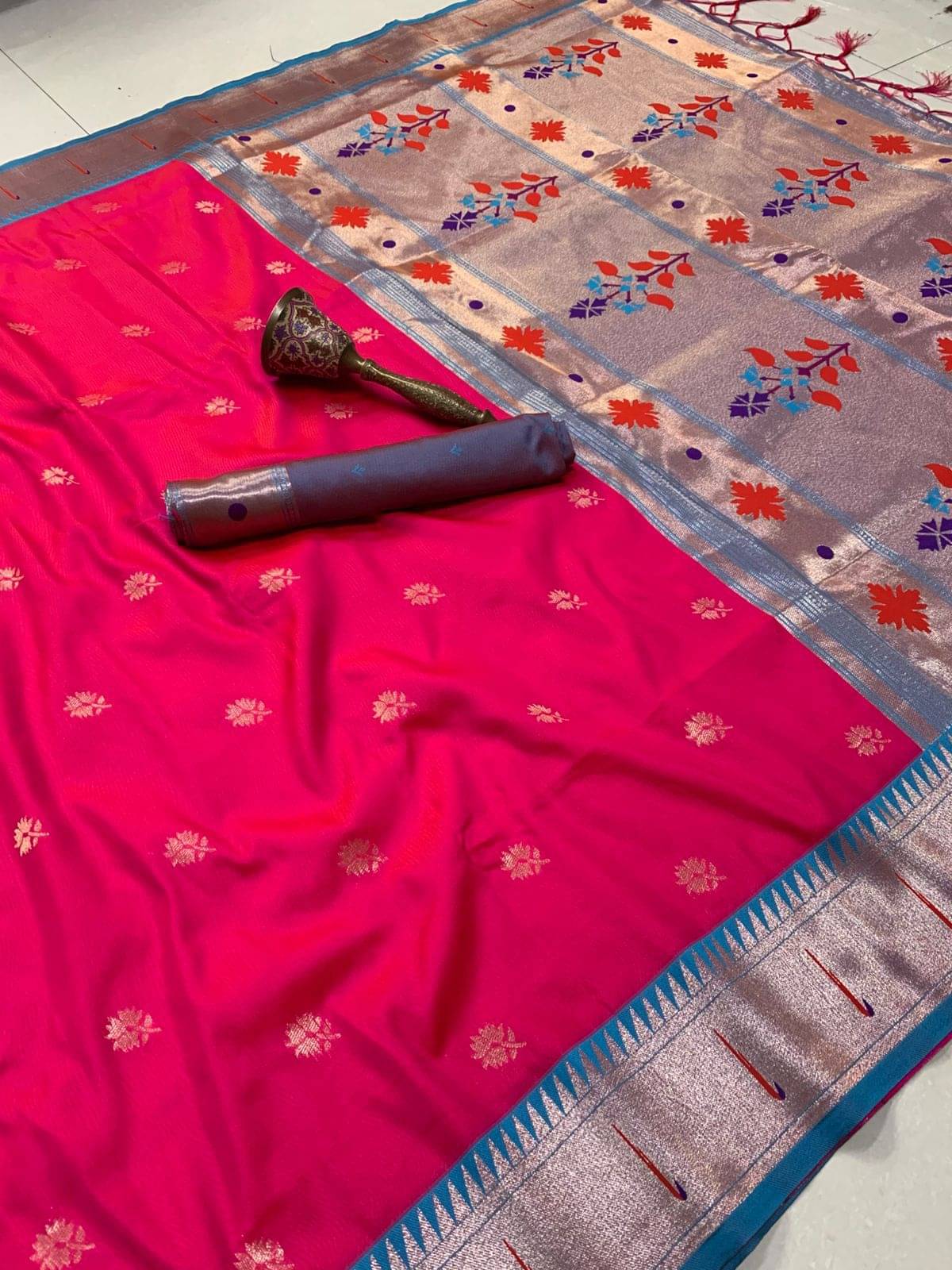     			Panbai sarees Silk Solid Regular Saree Without Blouse Piece ( Pink )