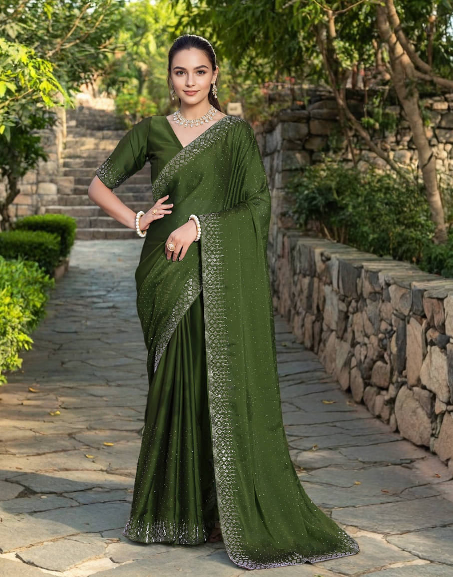     			Panbai sarees Silk Solid Regular Saree Without Blouse Piece ( Olive )