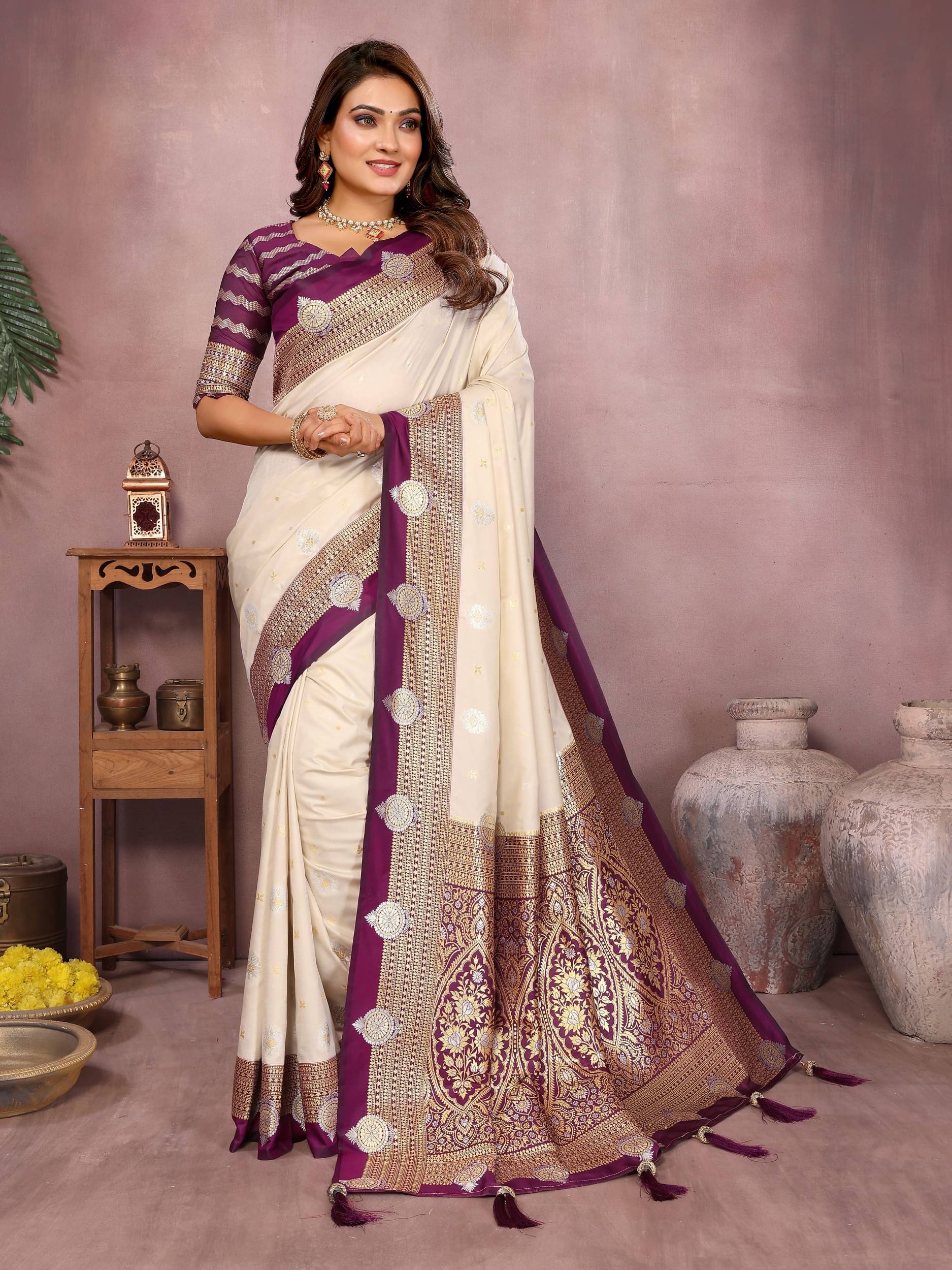     			Panbai sarees Silk Solid Regular Saree Without Blouse Piece ( Cream )