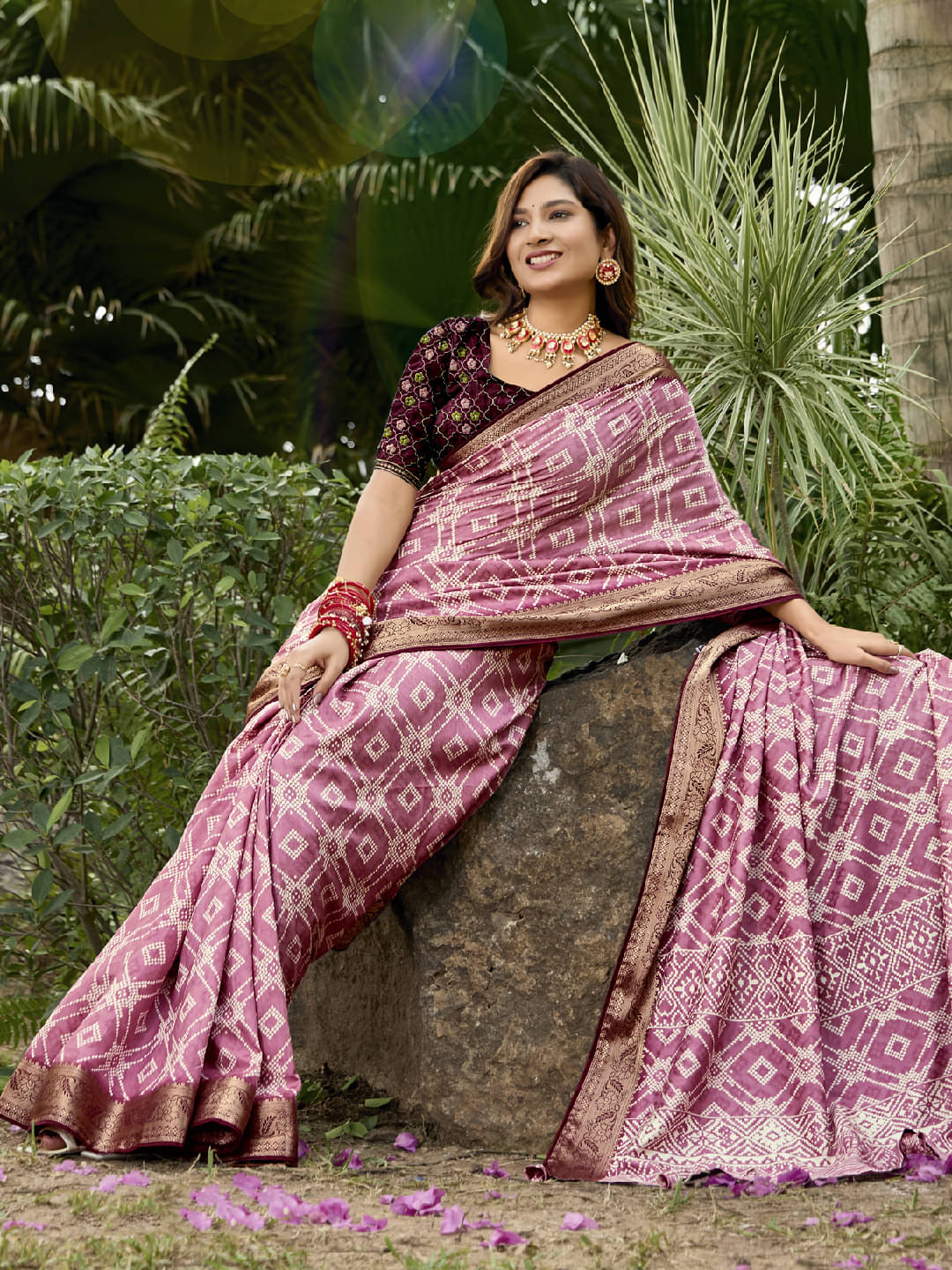     			Panbai sarees Silk Solid Regular Saree Without Blouse Piece ( Pink )