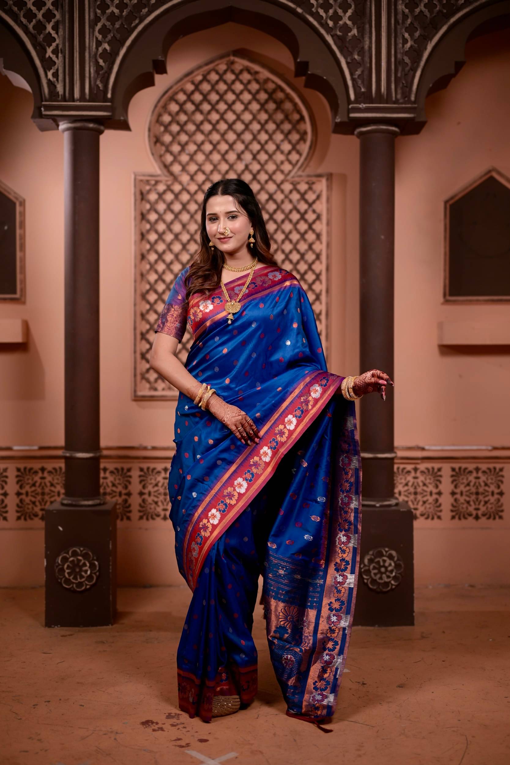     			Panbai sarees Silk Solid Regular Saree Without Blouse Piece ( Navy Blue )