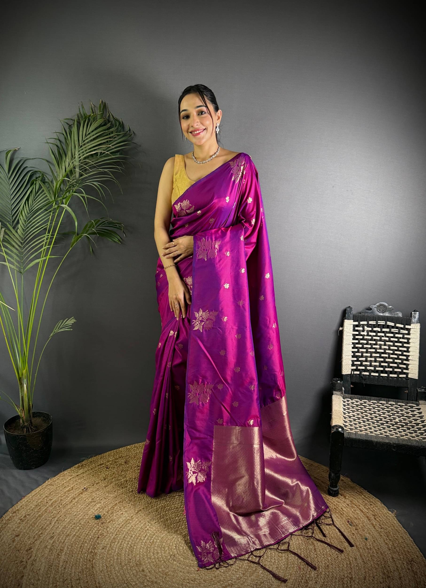     			Panbai sarees Silk Solid Regular Saree Without Blouse Piece ( Purple )