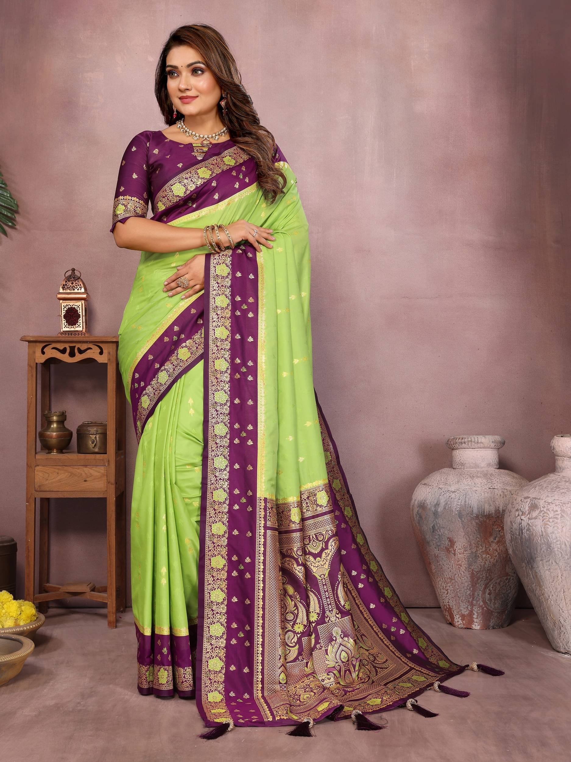     			Panbai sarees Silk Solid Regular Saree Without Blouse Piece ( Lime Green )