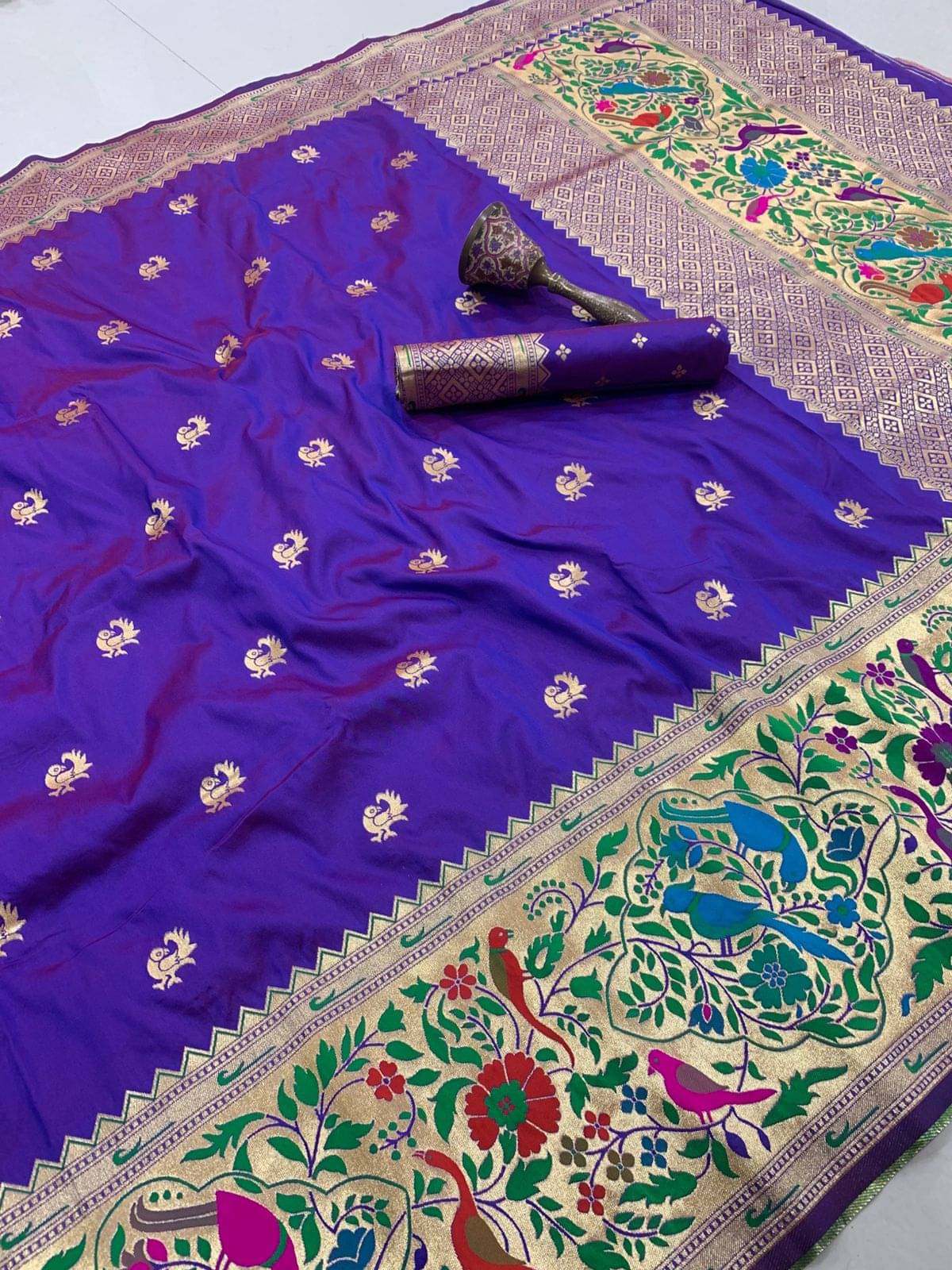     			Panbai sarees Silk Solid Regular Saree Without Blouse Piece ( Purple )