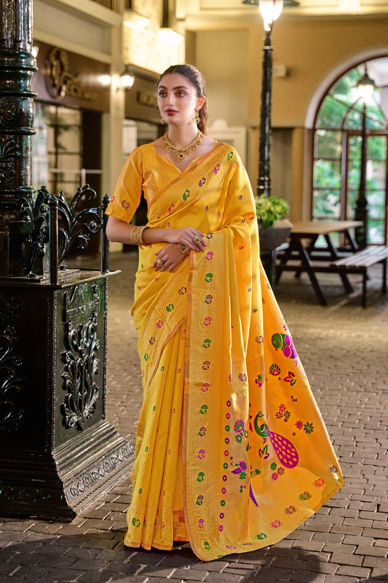     			Panbai sarees Silk Solid Regular Saree With Unstitched Blouse Piece ( Yellow )