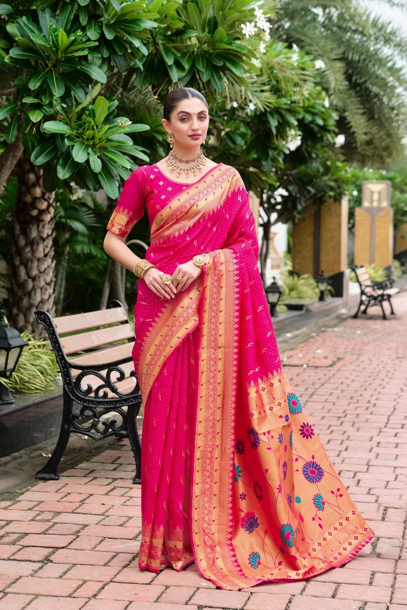 Panbai sarees Silk Solid Regular Saree With Unstitched Blouse Piece ( Pink ) Panbai sarees Silk Solid Regular Saree With Unstitched Blouse Piece ( Pink )