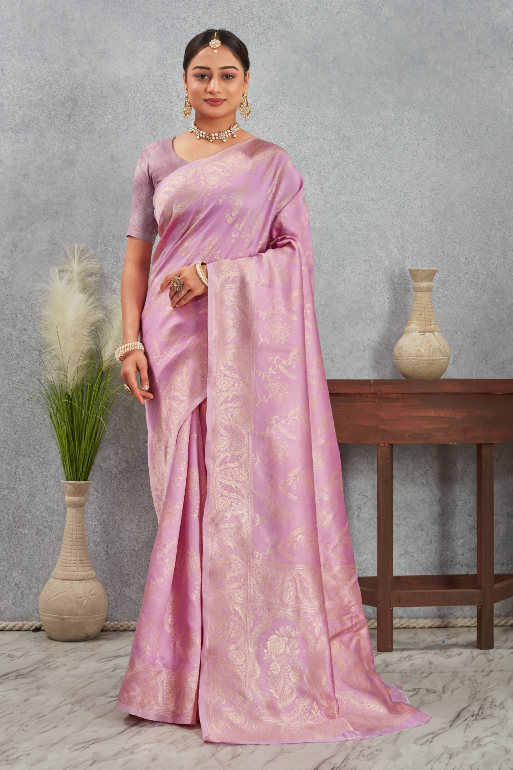     			Panbai sarees Silk Solid Regular Saree Without Blouse Piece ( Pink )
