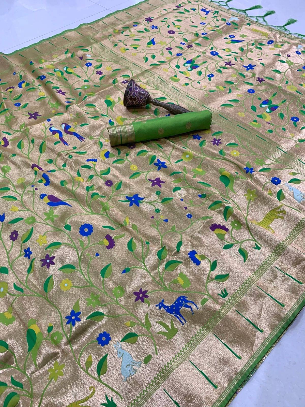     			Panbai sarees Silk Solid Regular Saree Without Blouse Piece ( Mint Green )