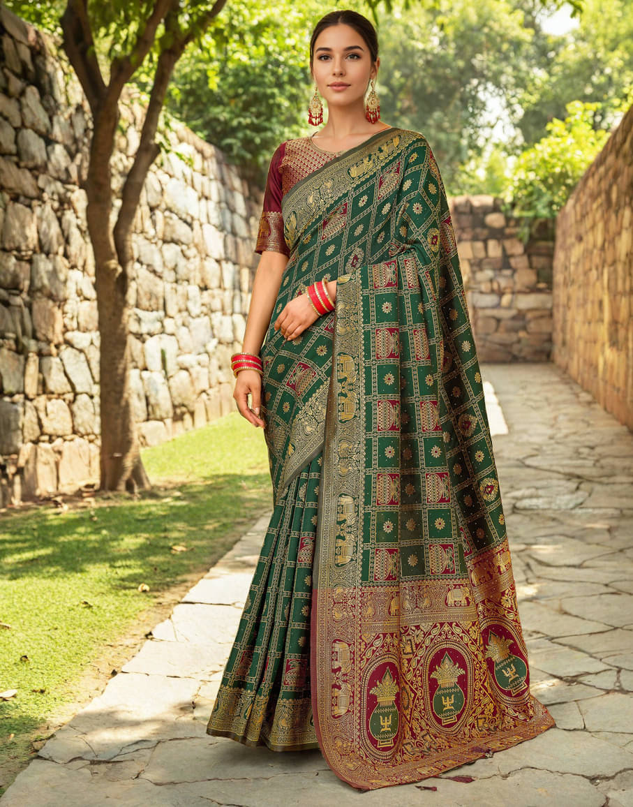     			Panbai sarees Silk Solid Regular Saree Without Blouse Piece ( Green )