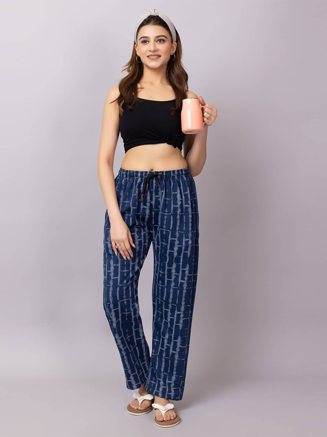     			Xenios Cotton Blend Printed Women Pyjama ( Blue )