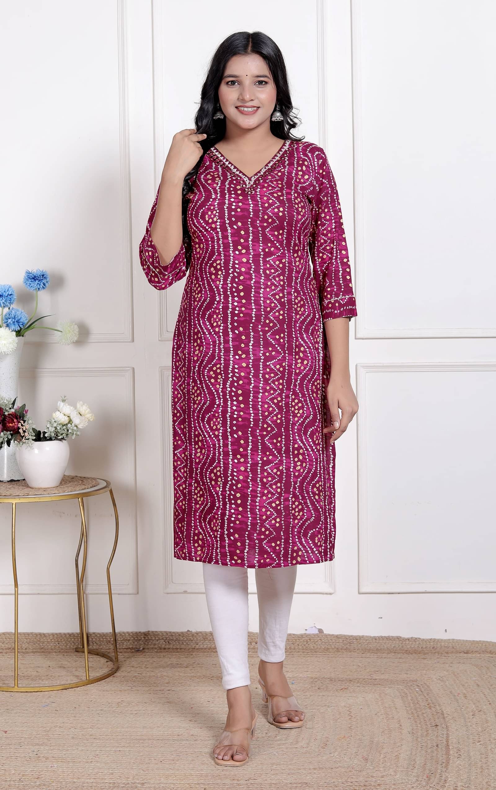     			miravan Women Rayon Embroidered Straight Kurti ( Magenta )