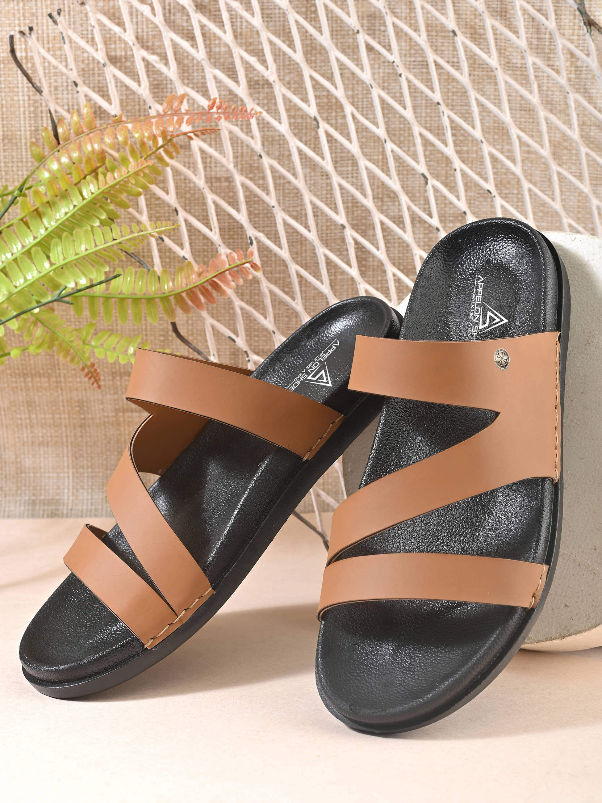     			APPELON Tan Men's Daily Slipper