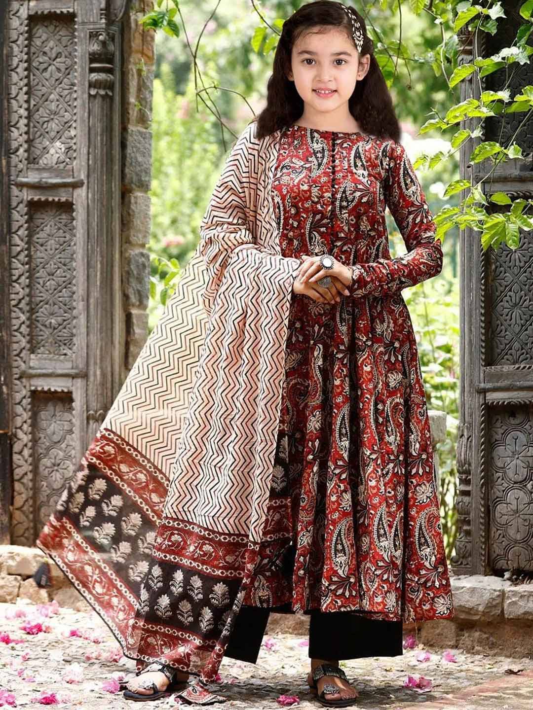     			Aika Girls Cotton Kurti with Pants ( Pack of 1 , Red )