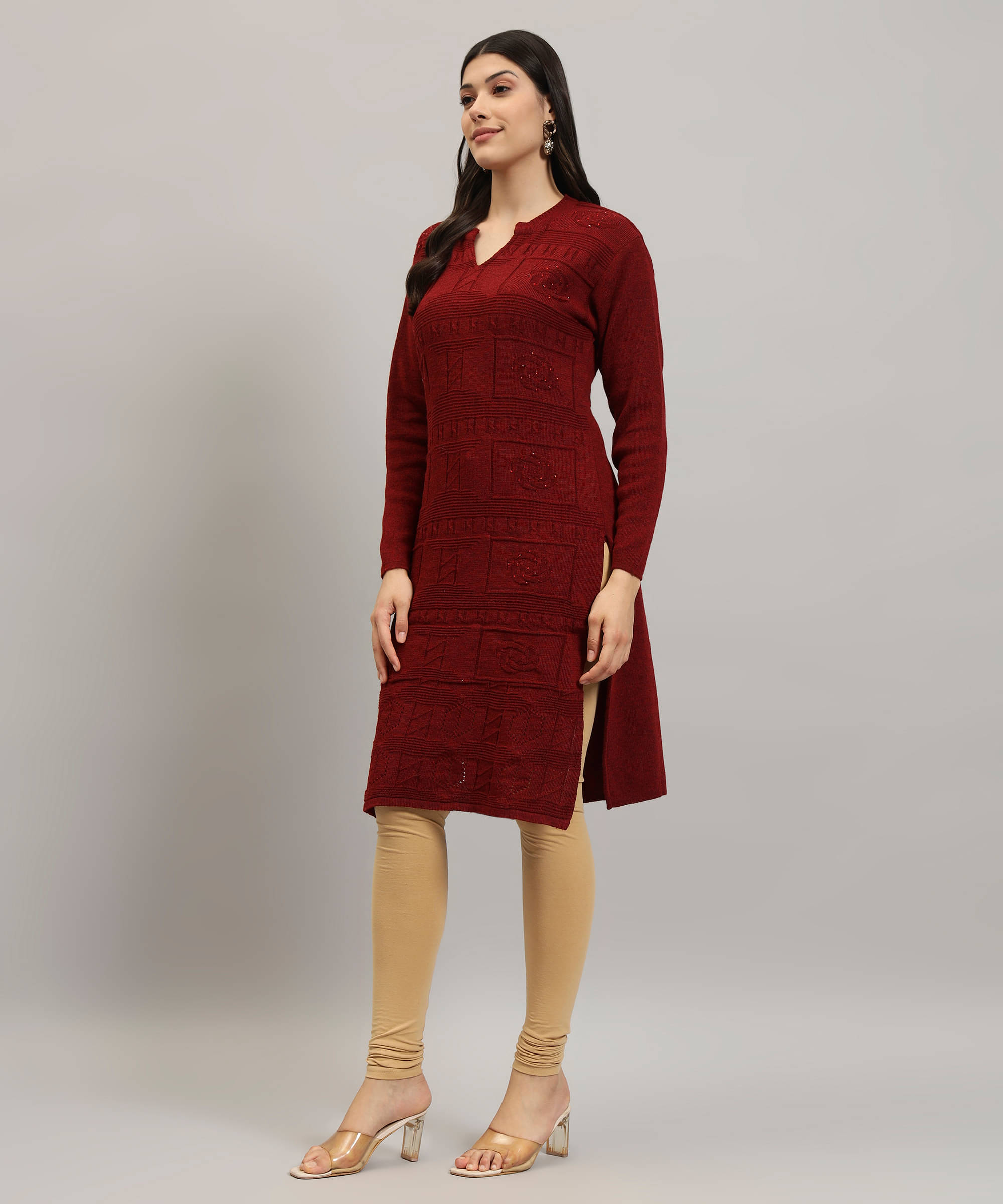    			Canblar Women Woollen Solid Straight Kurti ( Maroon )
